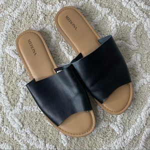 Merona Faux Leather Black & Tan Slip On Slide Sandals